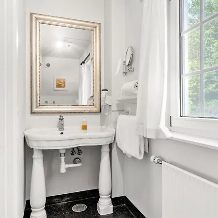 Pet Friendly In With Wifi Semesterbostad